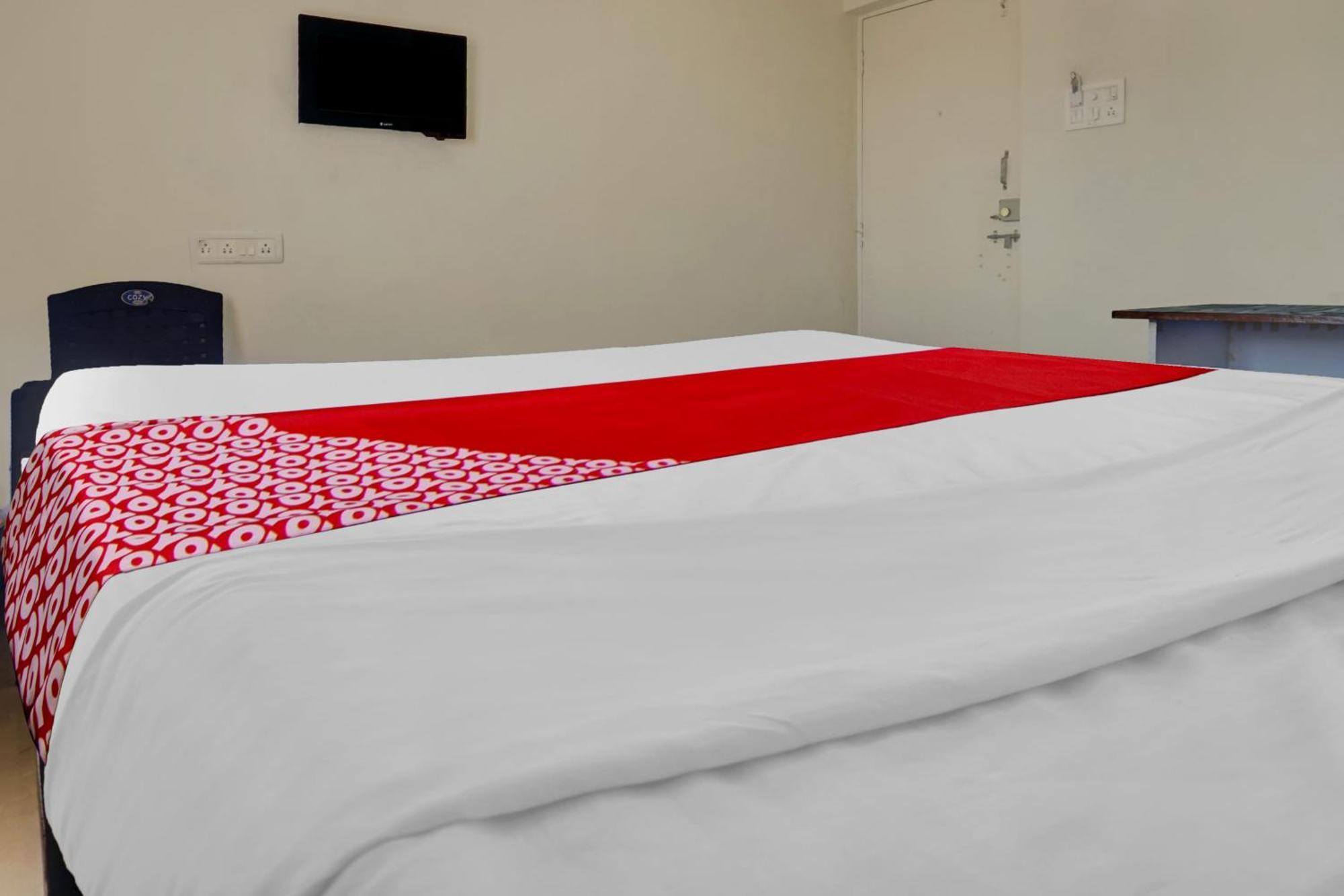 Hotel O Happy Homely Stay Sasvad Zewnętrze zdjęcie